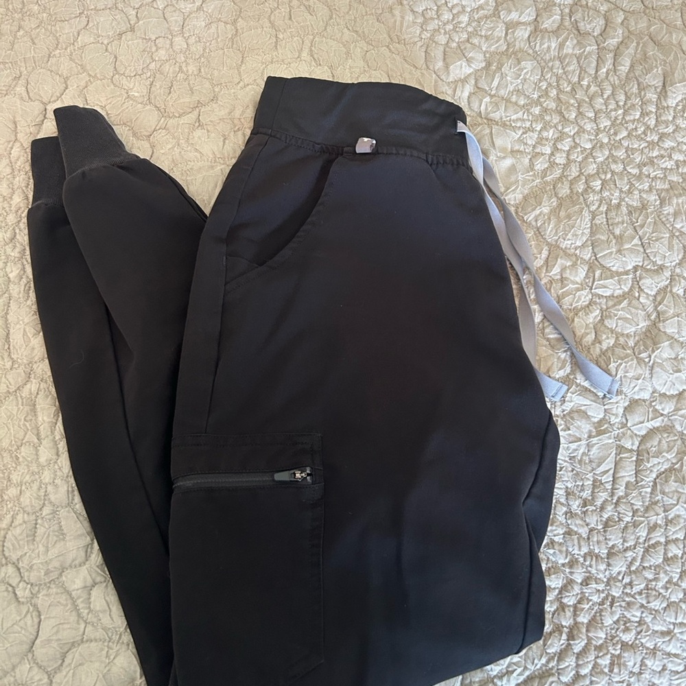 Black  Figs Jogger Scrub Pants